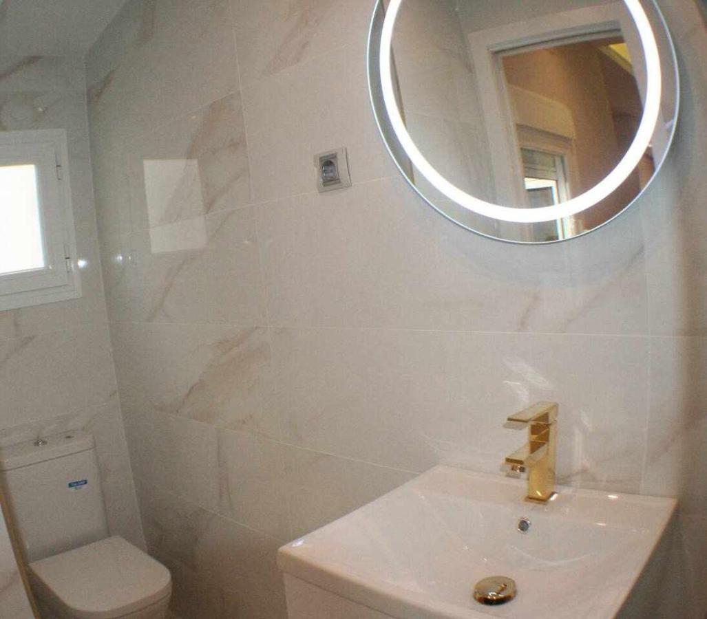 Apartamento Con Terraza Centrico Moderno Nuevo Madrid Eksteriør bilde